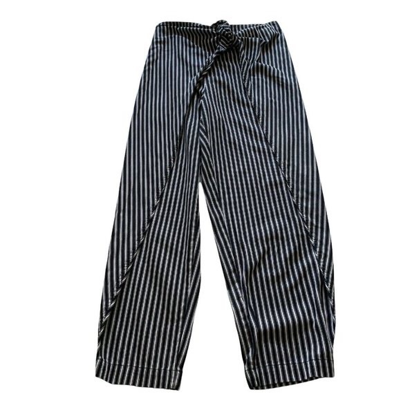 Urban Outfitters wrap pant. Size S. Black & white - Picture 2 of 4